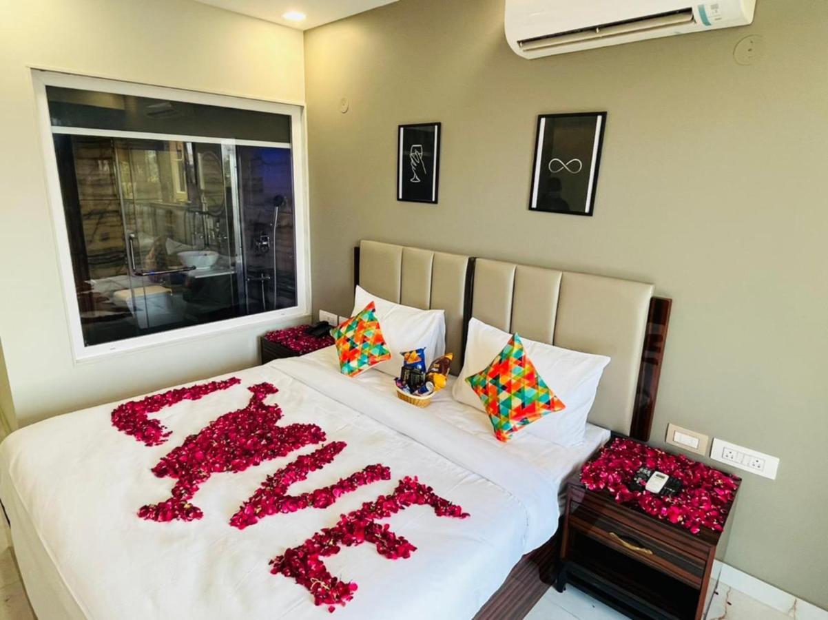 Vaabi Saabi Hotel Ґурґаон Екстер'єр фото